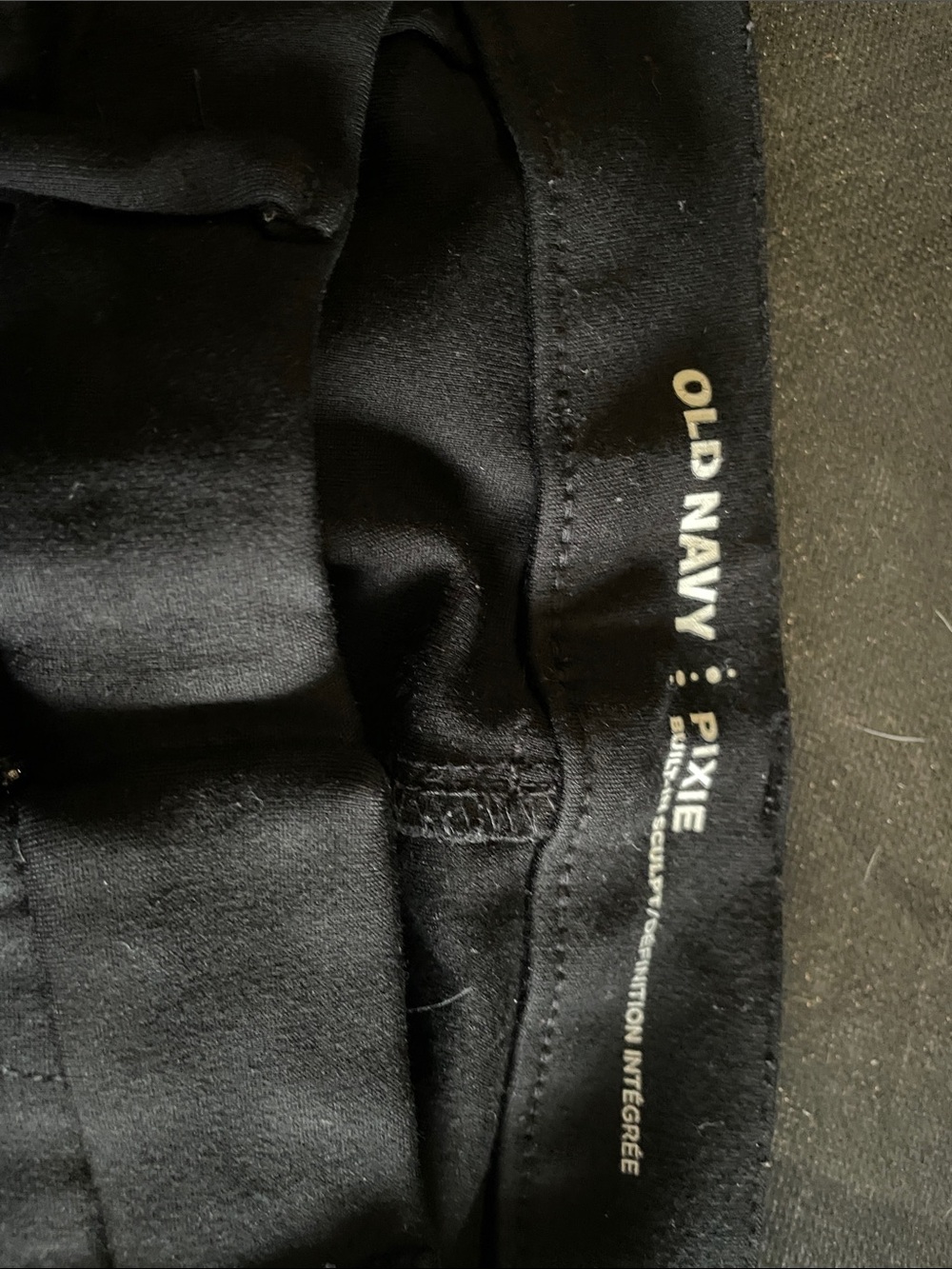 Old Navy Pixie black women pants size 6